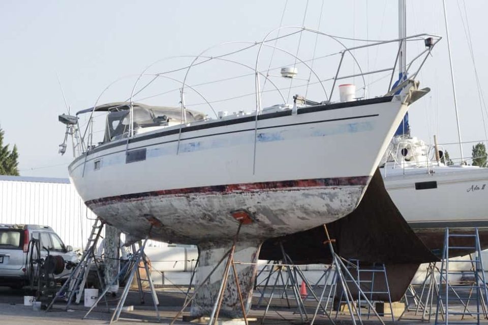 Boat bottom paint choose the best antifouling paint for your boat